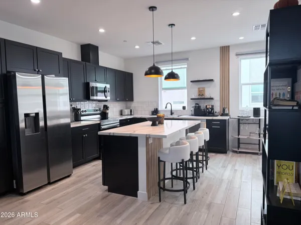 $3,600 | 825 North 9th Avenue, Unit 4, Phoenix, AZ 85007