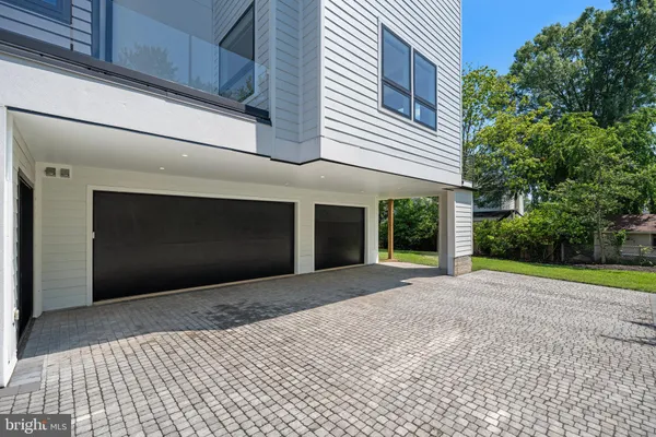 $2,850,000 | 1459 Dewberry Court, McLean, VA 22101