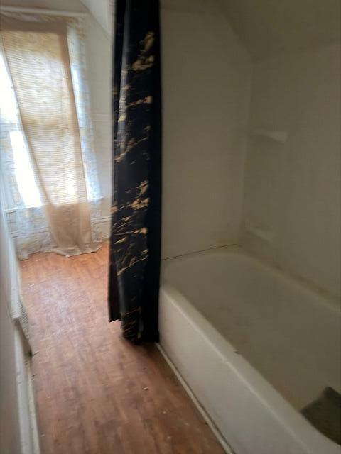 1374 Deane Boulevard Racine, WI 53405 - Photo 11 of 12 Full bathroom