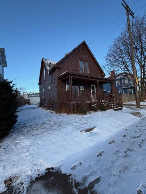 1374 Deane Boulevard Racine, WI 53405 - Photo 2 of 12 1374 Deane Blvd