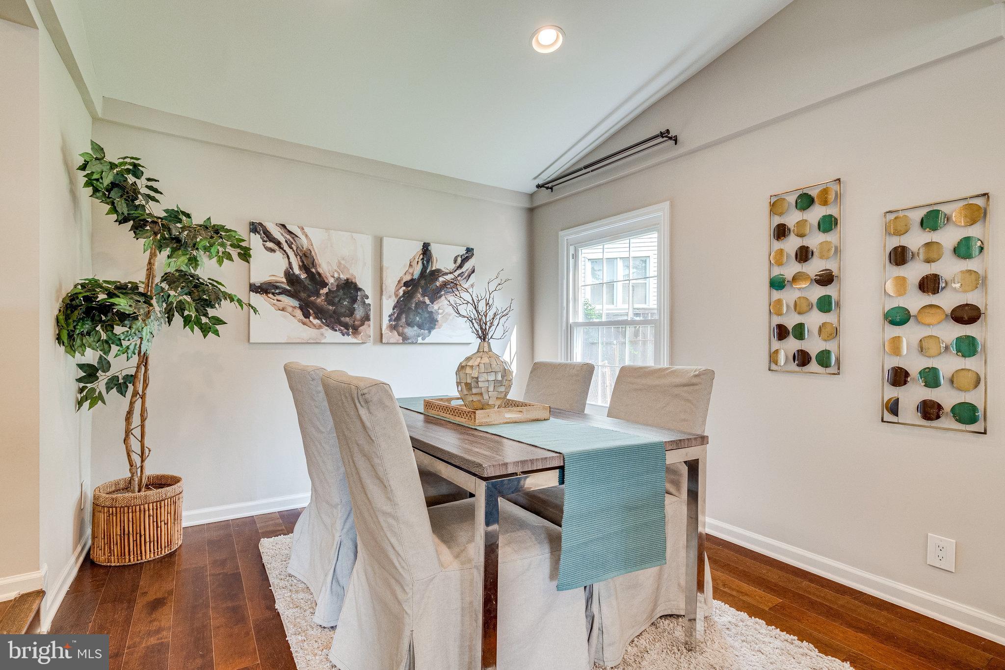 6919 Barrett Road Falls Church, VA 22042 - Photo 11 of 69 Cozy Dining Room