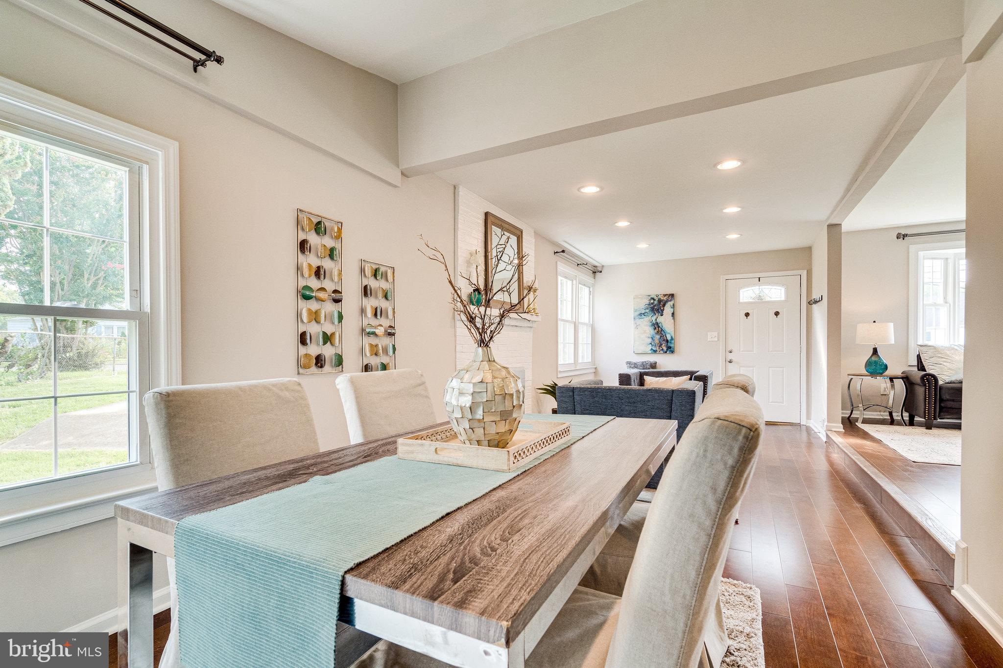 6919 Barrett Road Falls Church, VA 22042 - Photo 12 of 69 Beautiful Hardwood Flooring