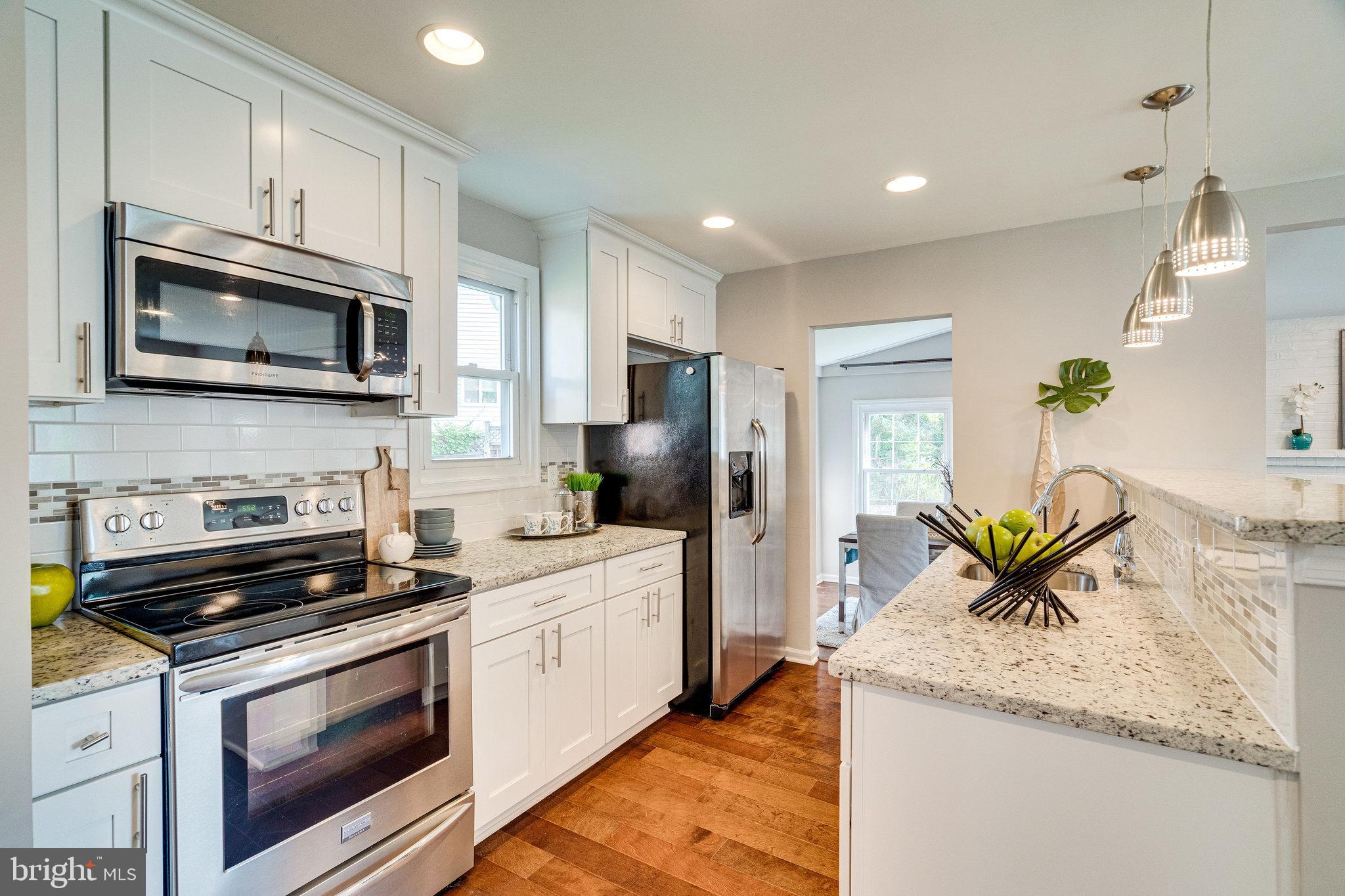 6919 Barrett Road Falls Church, VA 22042 - Photo 18 of 69 Gorgeous Granite Counters