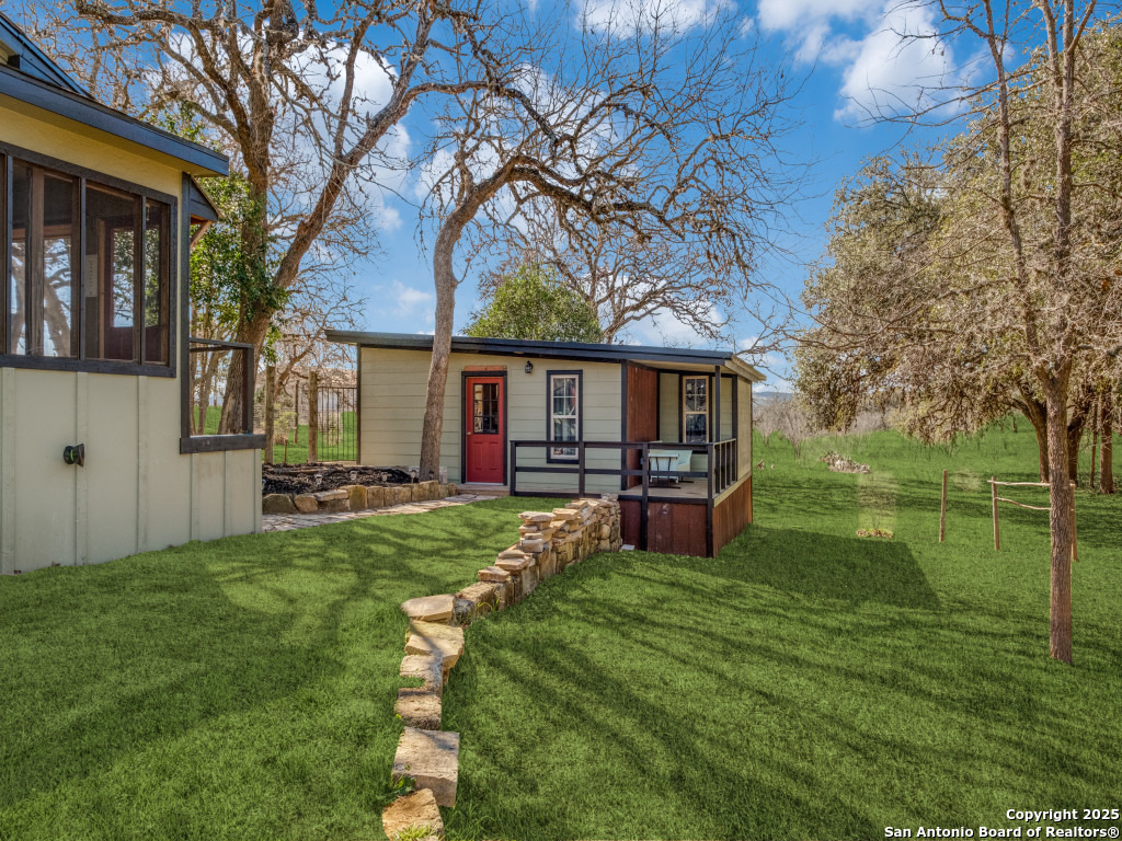 390 Galveston Street Bandera, TX 78003 - Photo 19 of 31