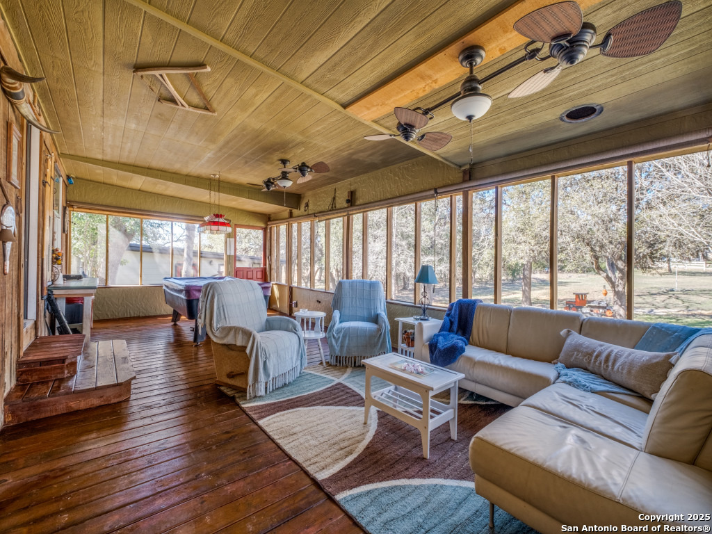 390 Galveston Street Bandera, TX 78003 - Photo 2 of 31