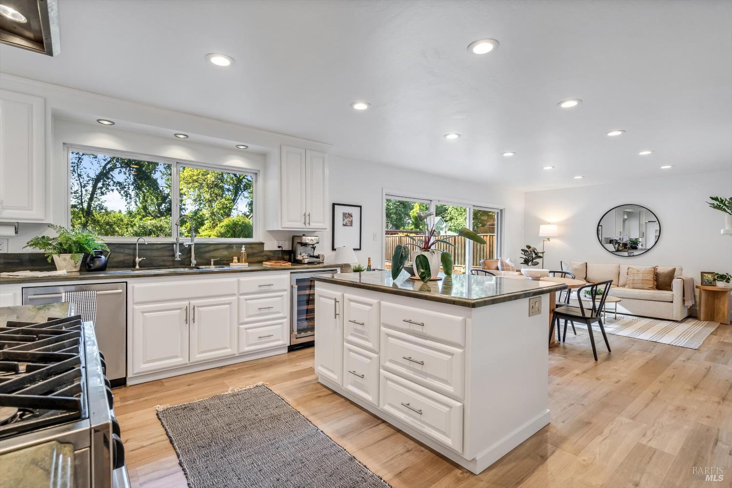 47 Hoff Road Kenwood, CA 95409 - Photo 14 of 45
