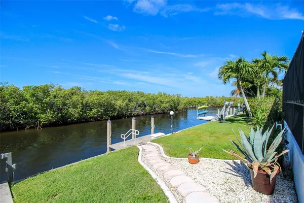 $3,500 | 609 Macedonia Drive, Punta Gorda, FL 33950