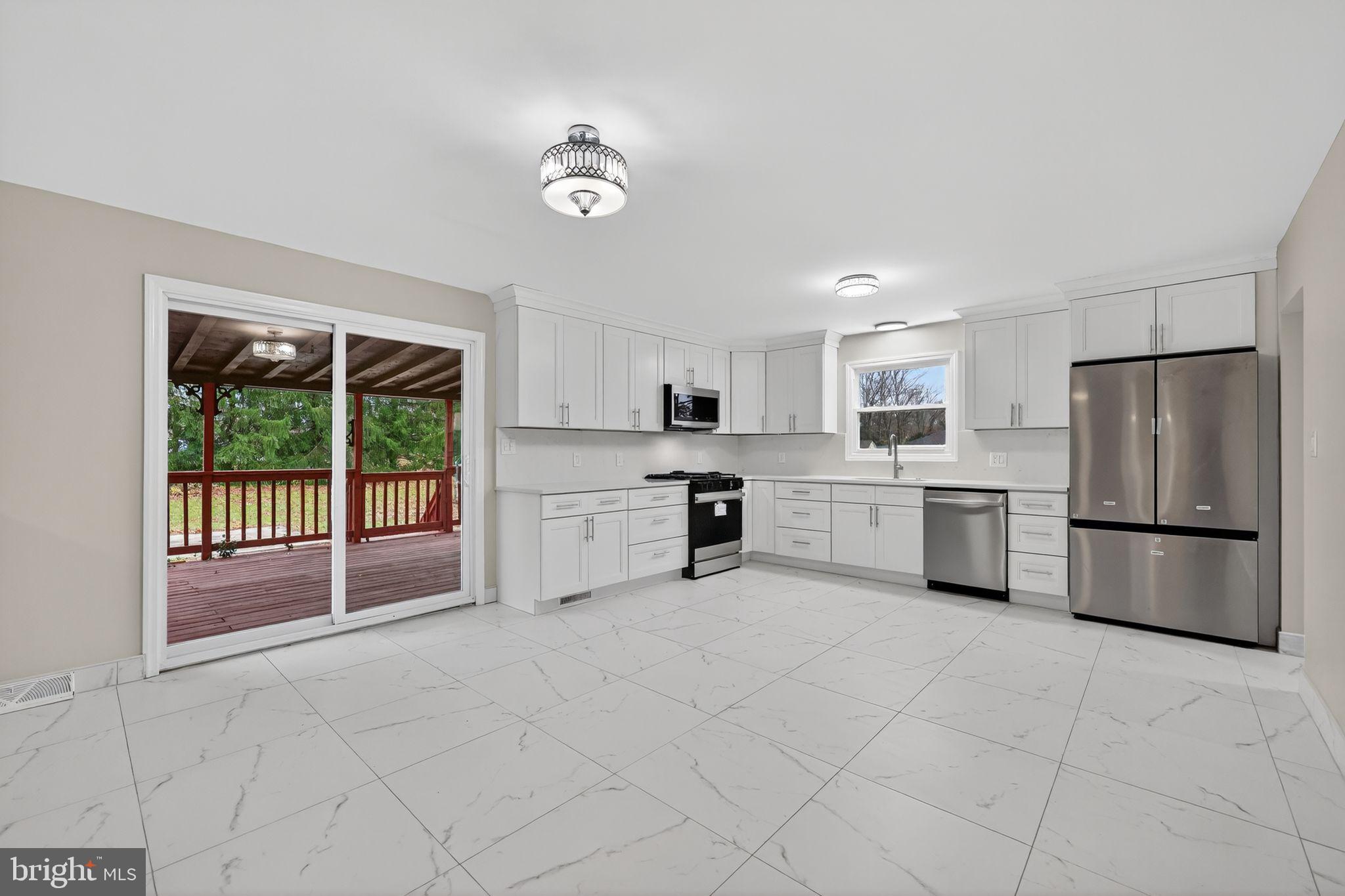 322 Madison Avenue Newfield, NJ 08344 - Photo 19 of 29