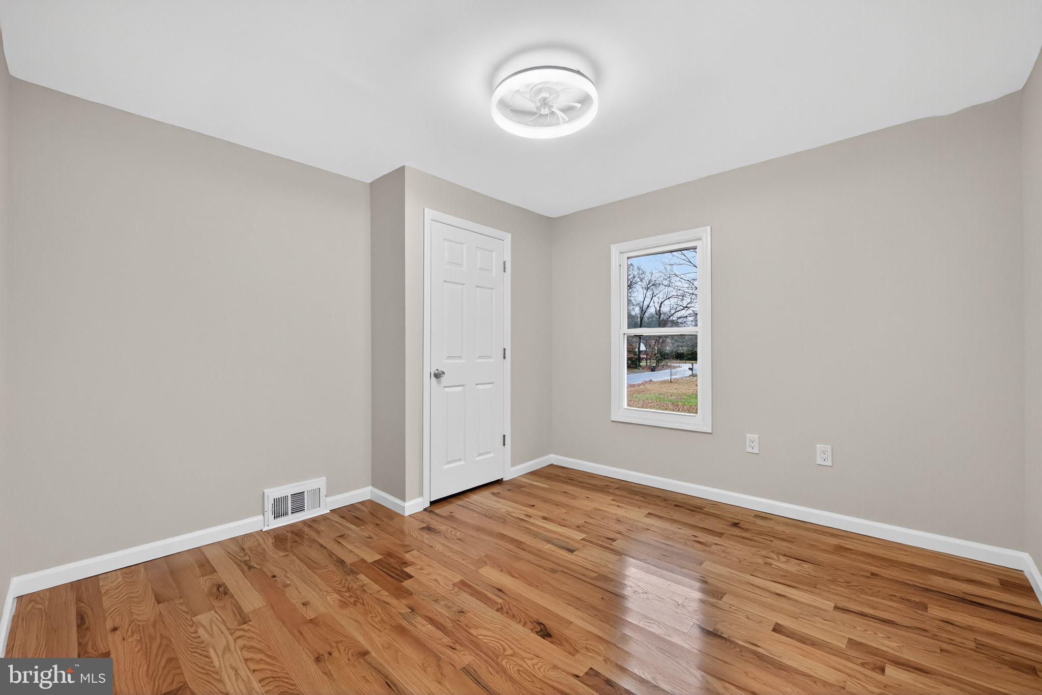 322 Madison Avenue Newfield, NJ 08344 - Photo 9 of 29