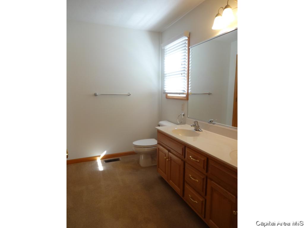 3916 Lear Drive Springfield, IL 62711 - Photo 15 of 33