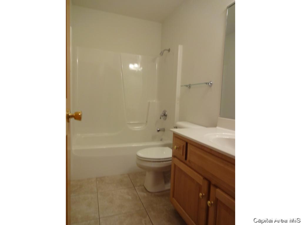 3916 Lear Drive Springfield, IL 62711 - Photo 19 of 33