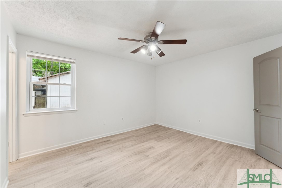 27 Davidson Avenue Savannah, GA 31419 - Photo 18 of 37 Primary Bedroom with Ensuite Batch