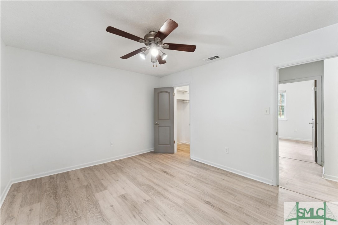 27 Davidson Avenue Savannah, GA 31419 - Photo 19 of 37 Primary Bedroom with Ensuite Bath