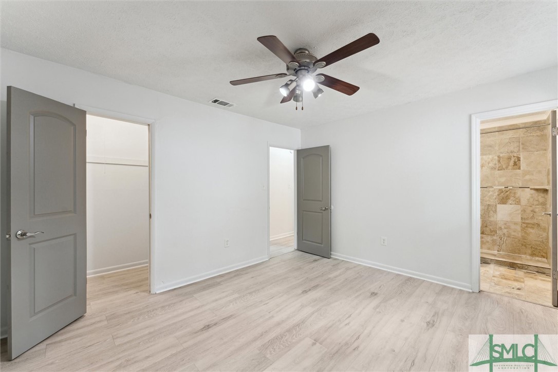 27 Davidson Avenue Savannah, GA 31419 - Photo 20 of 37 Primary Bedroom with Ensuite Bath