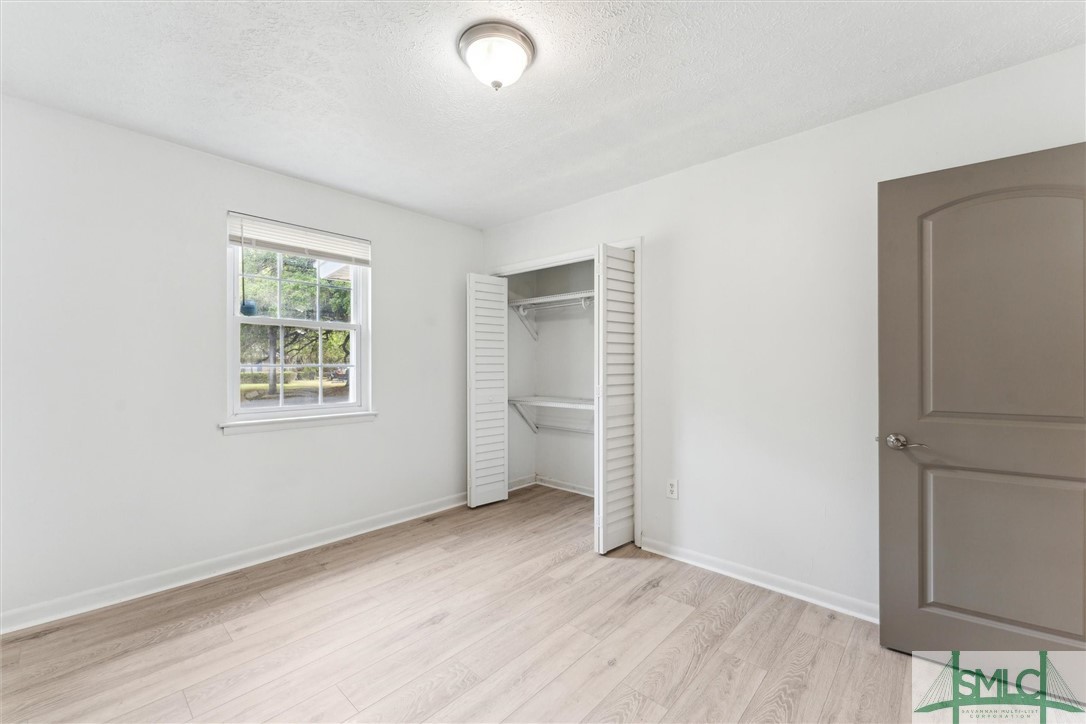 27 Davidson Avenue Savannah, GA 31419 - Photo 24 of 37 Guest Bedroom 2