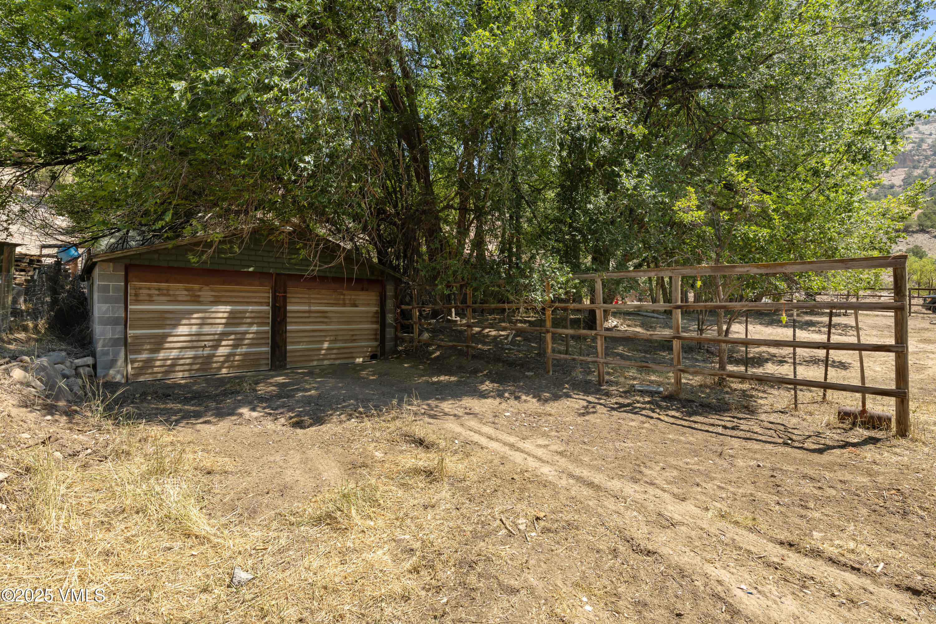 14460 Colorado River Road Gypsum, CO 81637 - Photo 14 of 30 2B9A5921