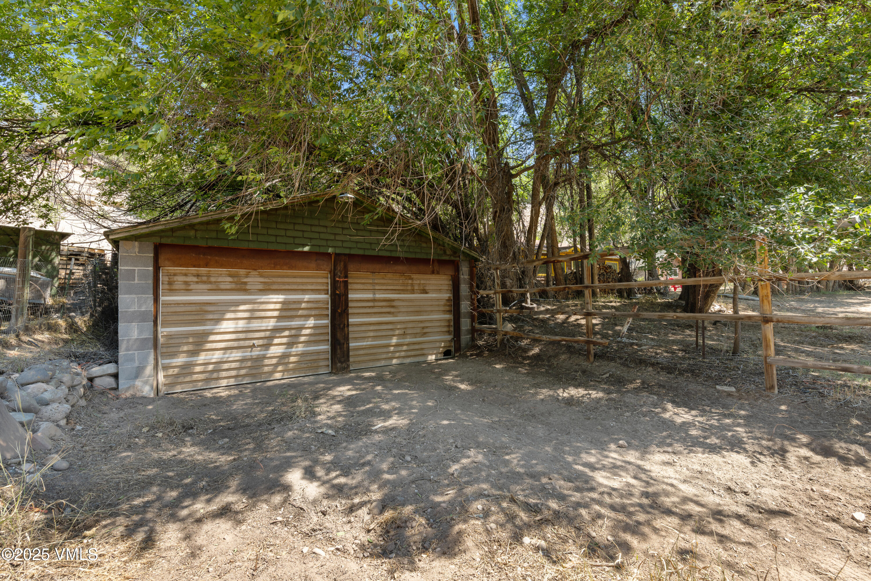 14460 Colorado River Road Gypsum, CO 81637 - Photo 15 of 30 2B9A5924