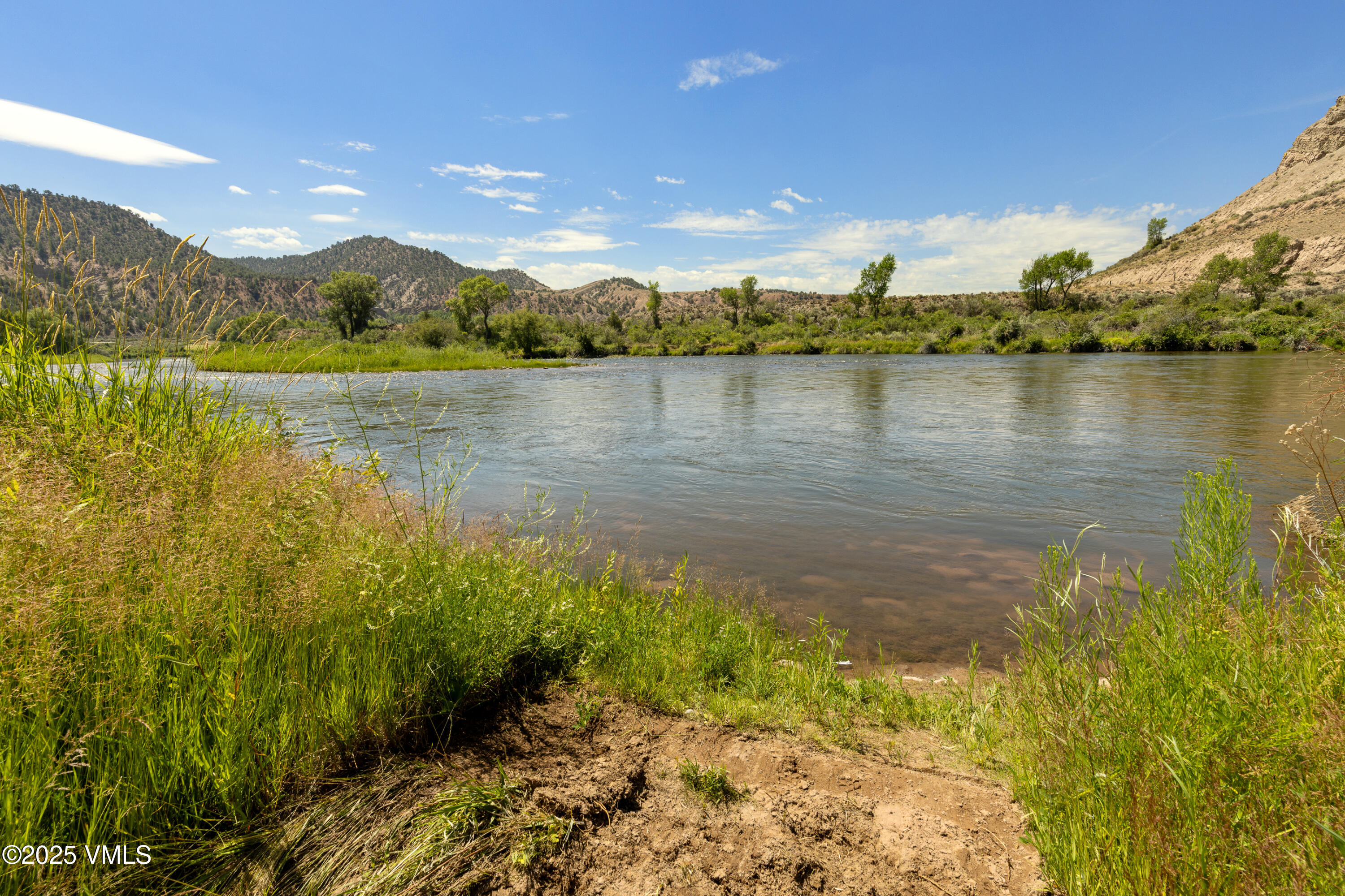14460 Colorado River Road Gypsum, CO 81637 - Photo 4 of 30 2B9A5948