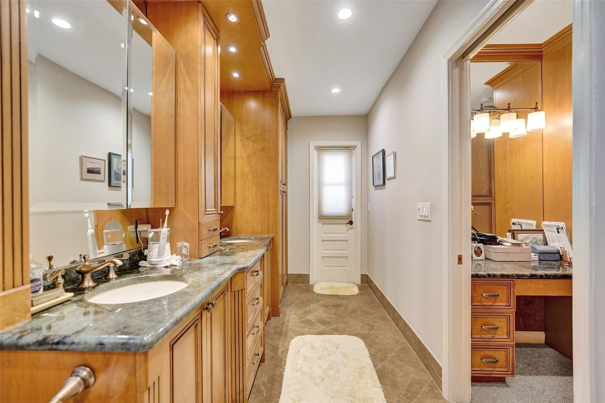 9600 Conchshell Manor Plantation, FL 33324 - Photo 17 of 28 Photo 17