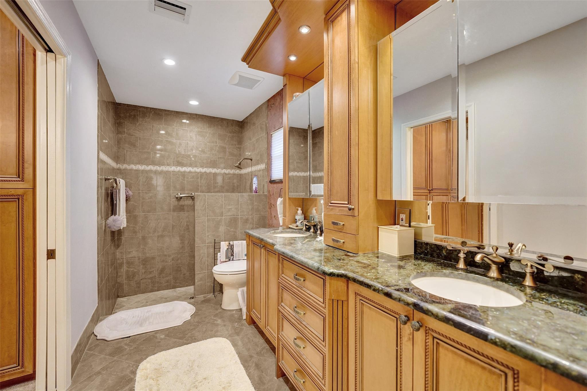 9600 Conchshell Manor Plantation, FL 33324 - Photo 18 of 28 Photo 18