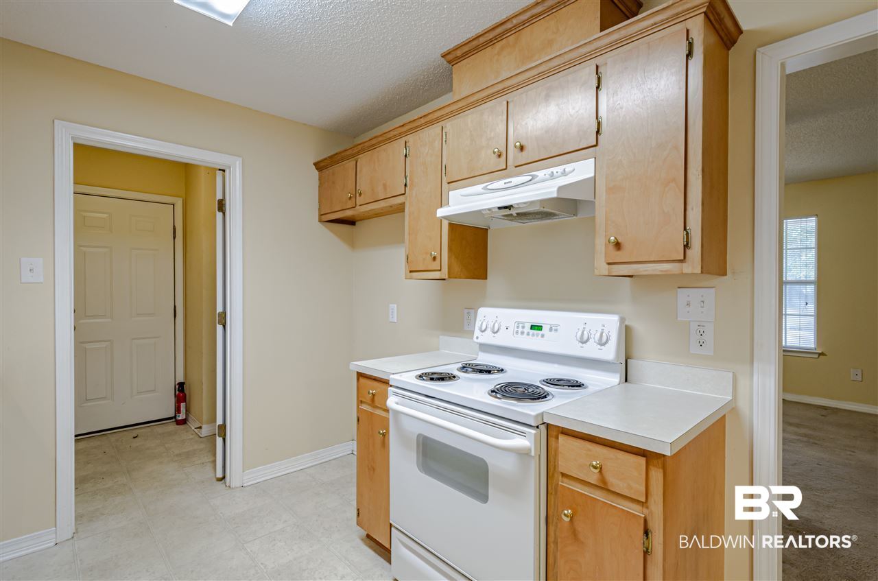 2446 Nortons Lane Mobile, AL 36605 - Photo 13 of 19