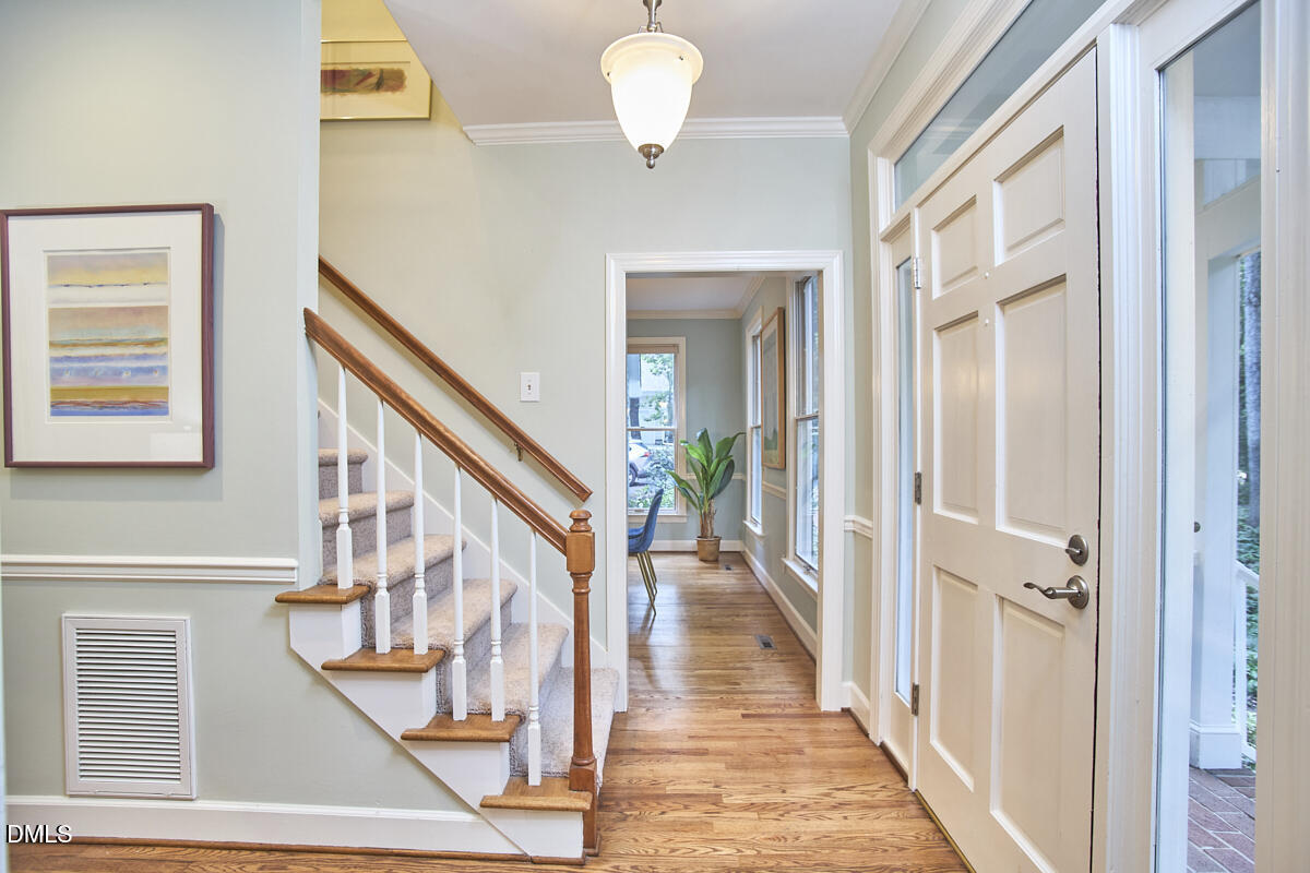 3105 Whitfield Road Chapel Hill, NC 27514 - Photo 36 of 77 Staircase