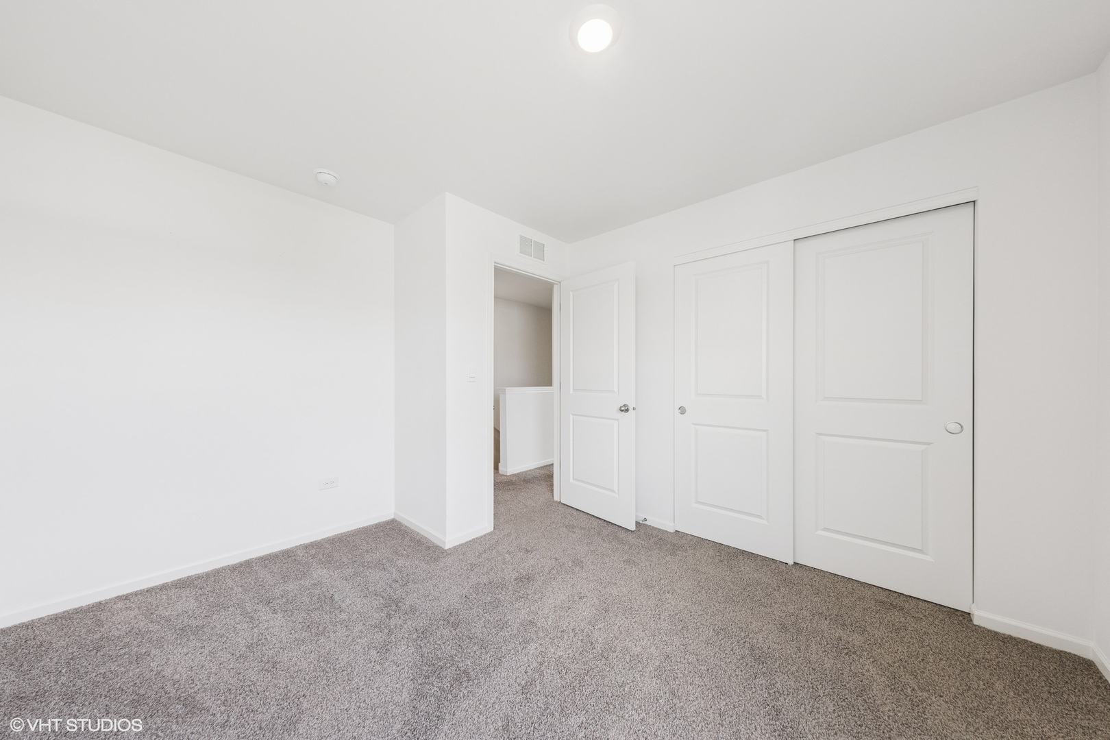 411 Stockton Drive Joliet, IL 60421 - Photo 14 of 29 a view of an empty room