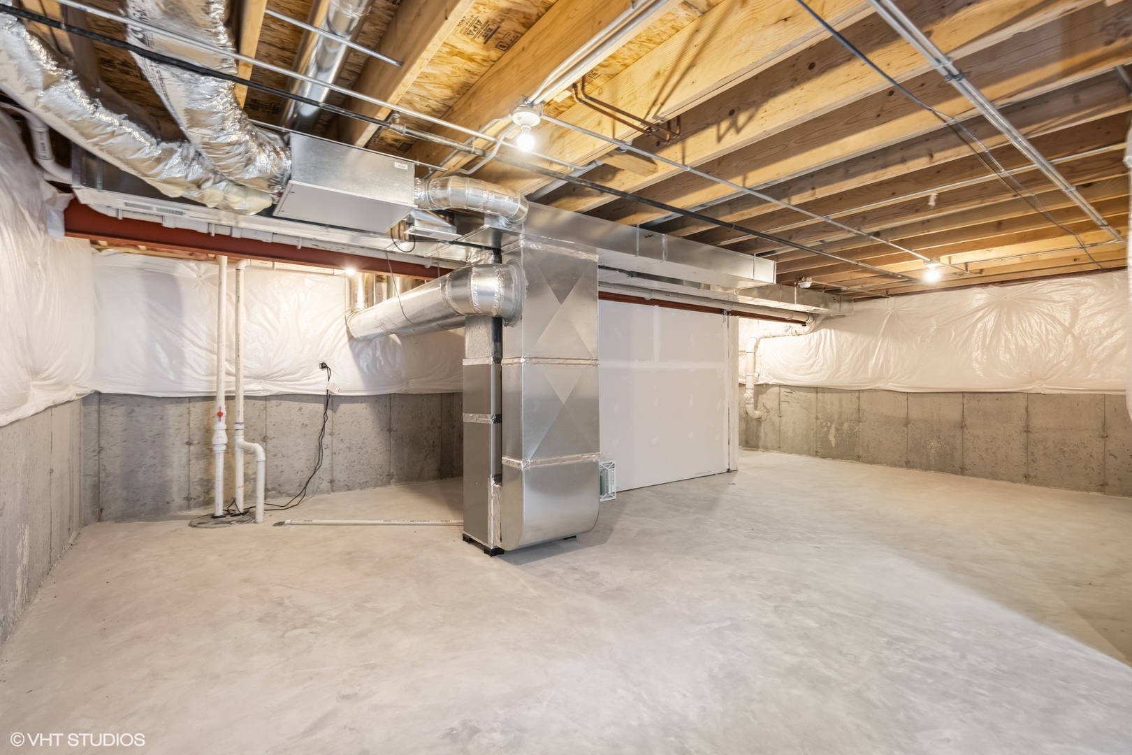 411 Stockton Drive Joliet, IL 60421 - Photo 22 of 29 a view of a garage