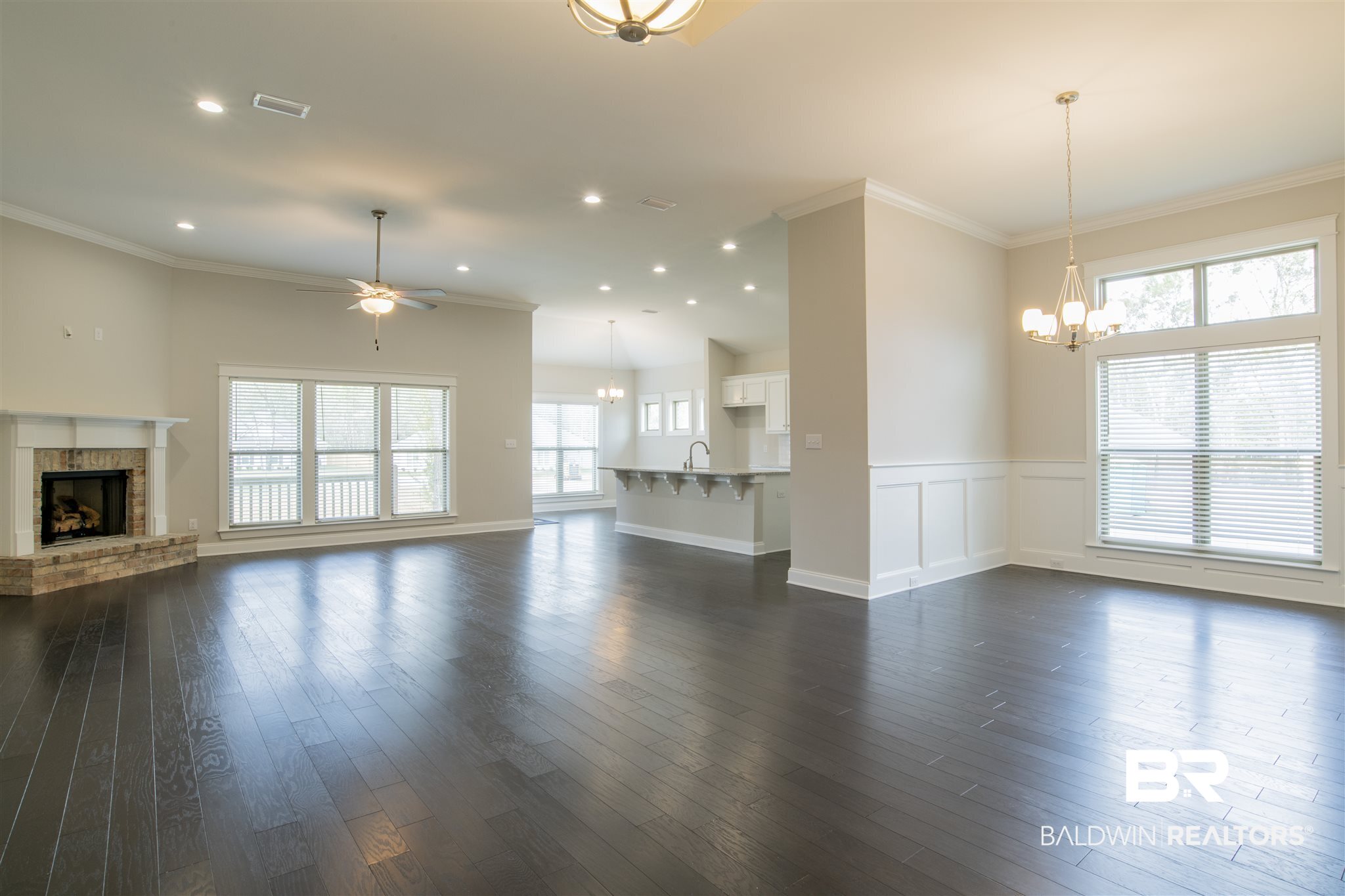 12631 Squirrel Drive Daphne, AL 36527 - Photo 5 of 37