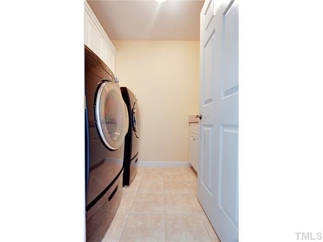 4617 Mentone Way Raleigh, NC 27612 - Photo 21 of 23 a picture of a room