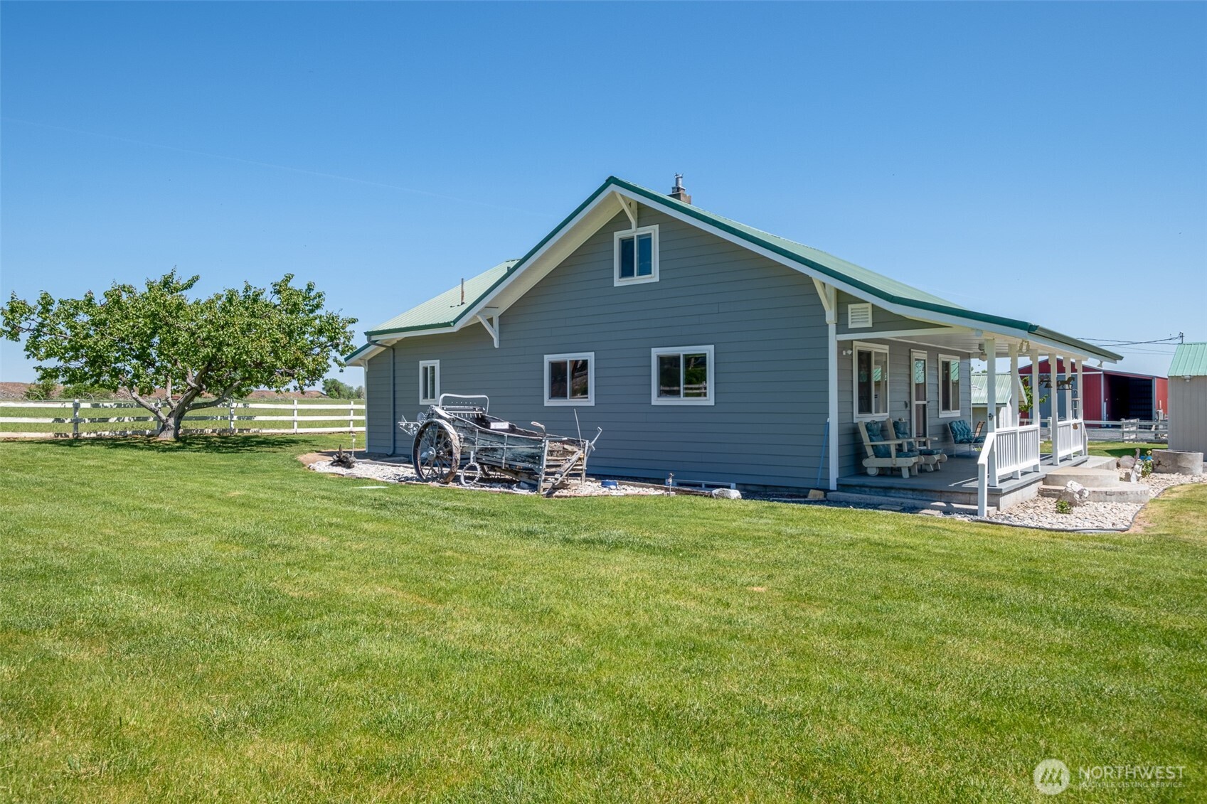 18253 Rd B Northwest Soap Lake, WA 98851 - Photo 9 of 39