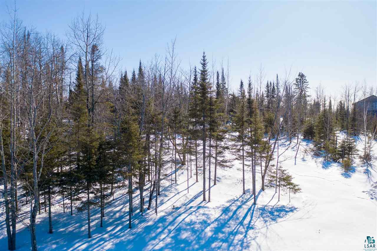 302 Superior Heights Road Two Harbors, MN 55616 - Photo 13 of 26