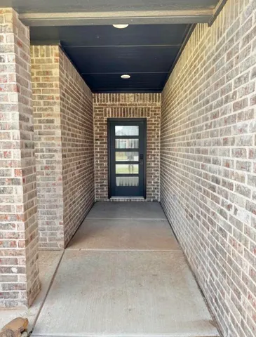 $2,100 | 6955 24th Street, Lubbock, TX 79407