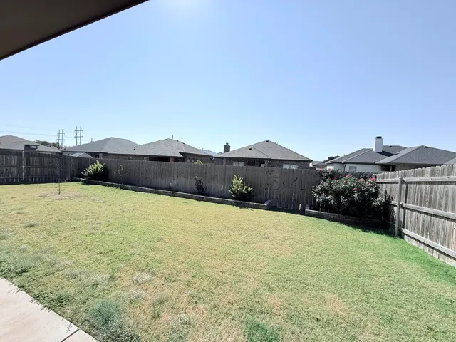 $2,100 | 6955 24th Street, Lubbock, TX 79407