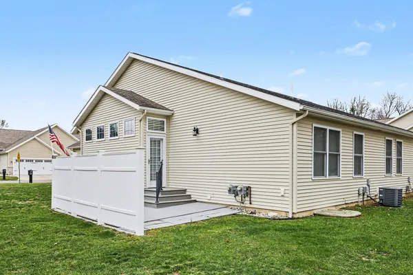 $284,900 | 10475 Hammock Circle, Portage, MI 49024