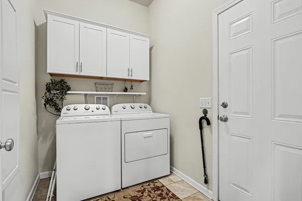 $284,900 | 10475 Hammock Circle, Portage, MI 49024