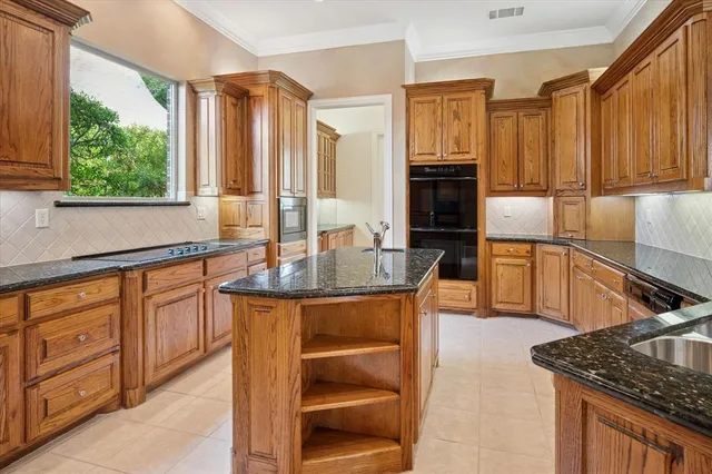 $999,900 | 6613 Crown Forest Drive, Plano, TX 75024