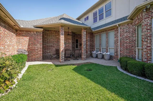 $999,900 | 6613 Crown Forest Drive, Plano, TX 75024