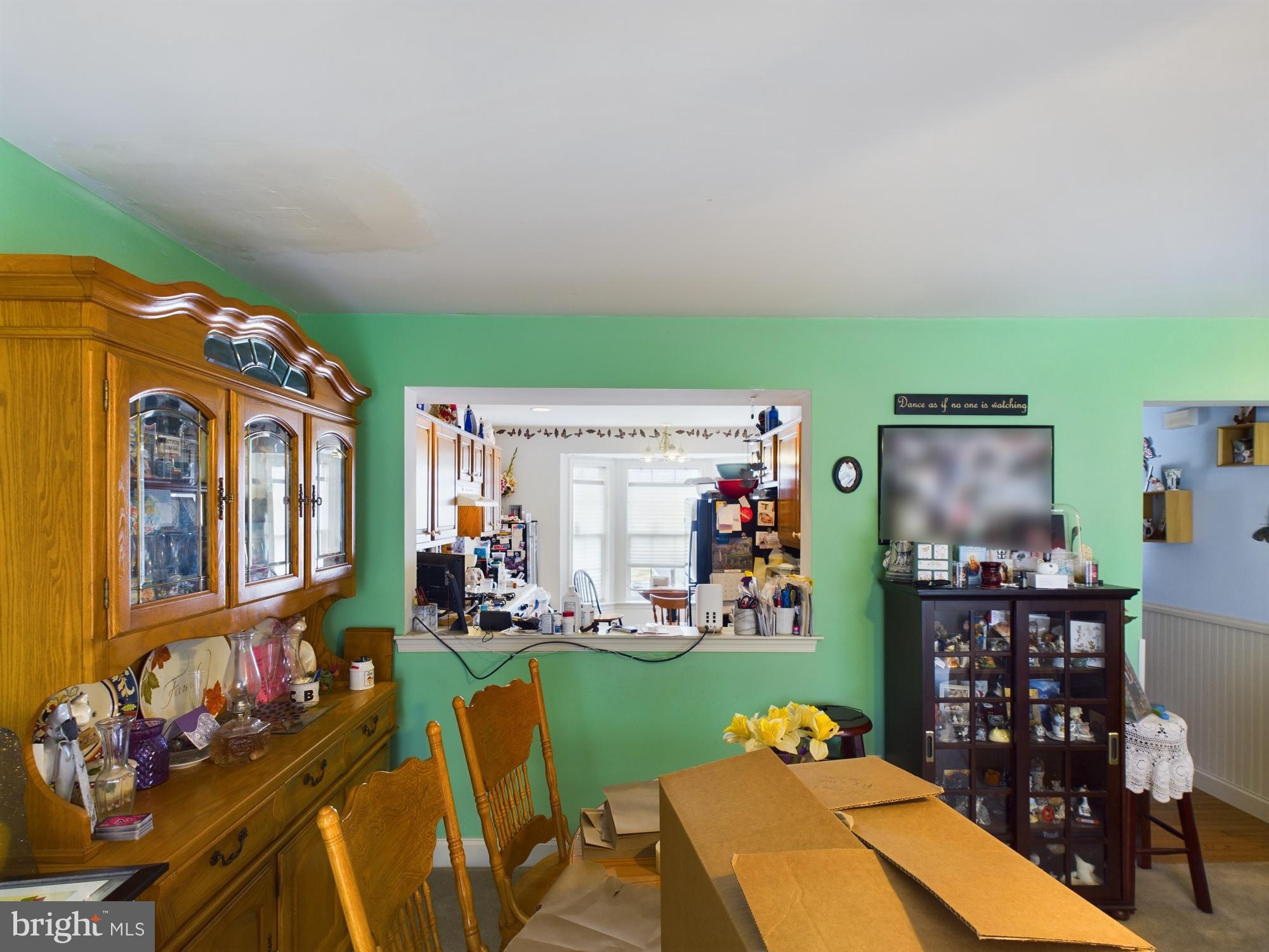 216 Cobblestone Lane Lancaster, PA 17601 - Photo 4 of 14 Dining Area