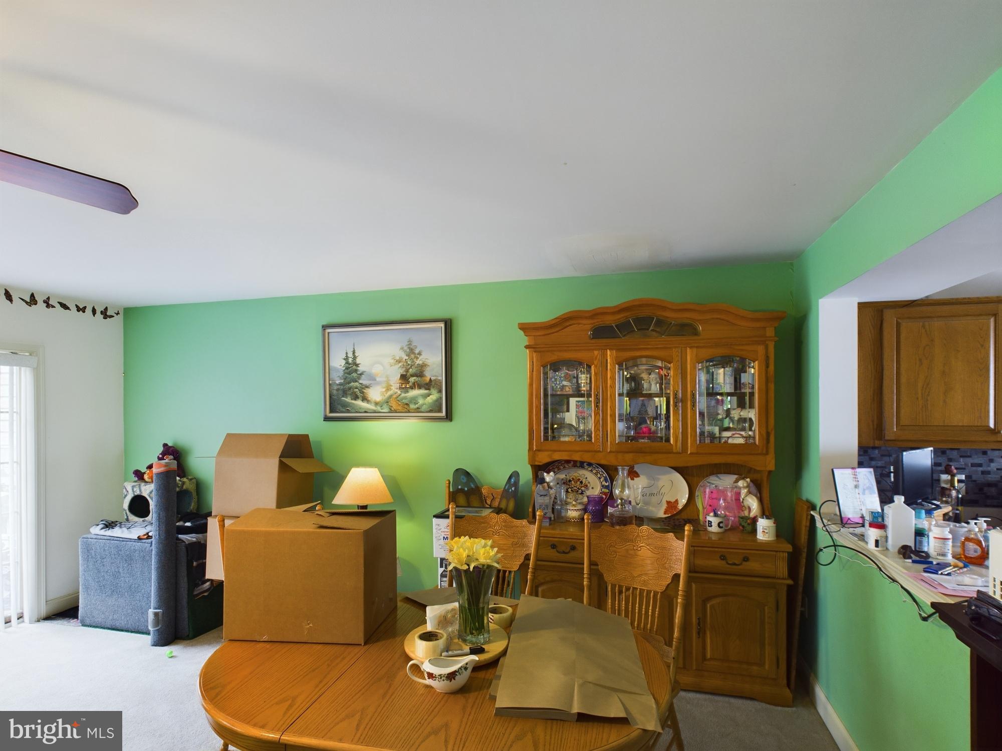 216 Cobblestone Lane Lancaster, PA 17601 - Photo 5 of 14 Dining Area