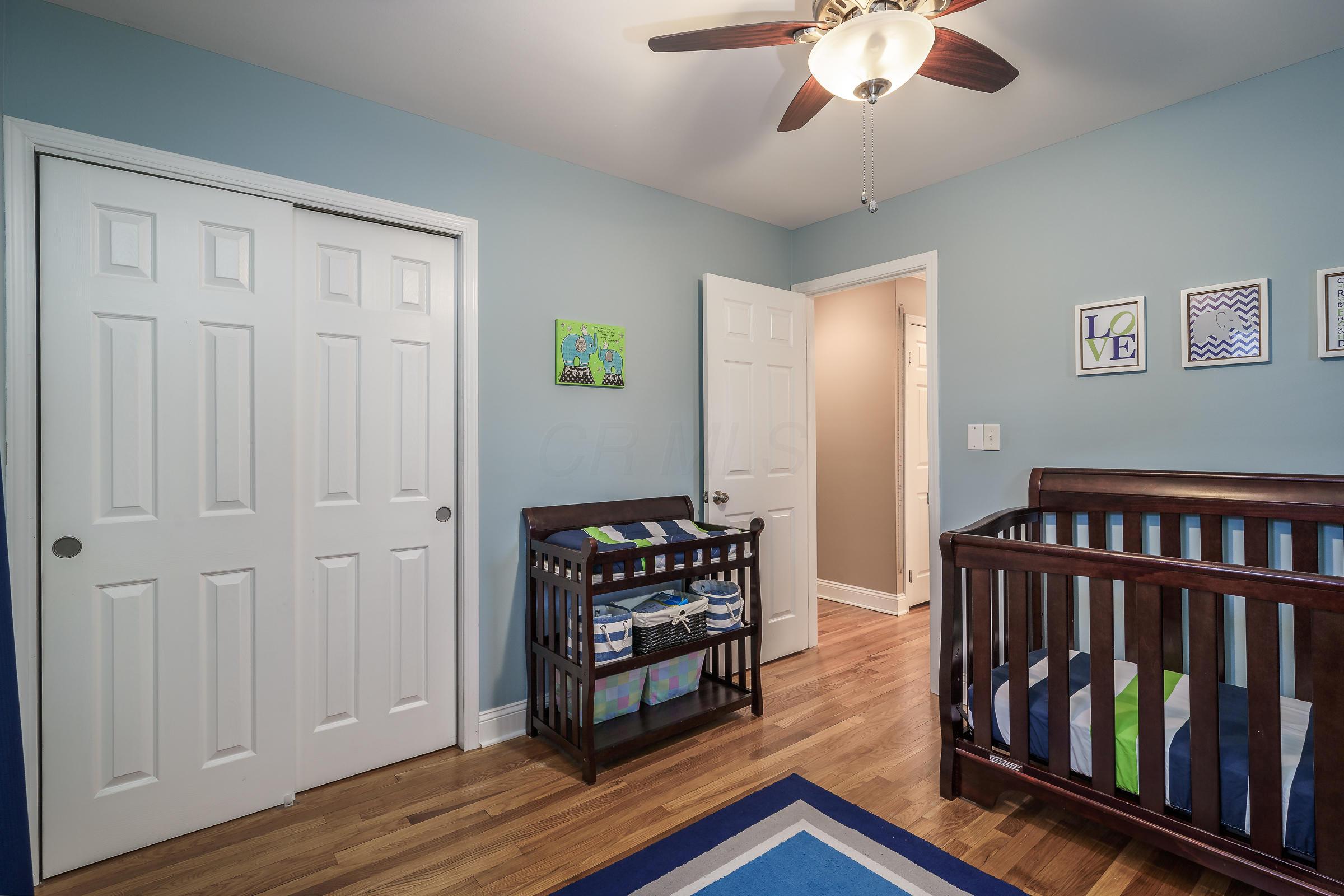 3715 Dorchester Road Columbus, OH 43221 - Photo 14 of 31