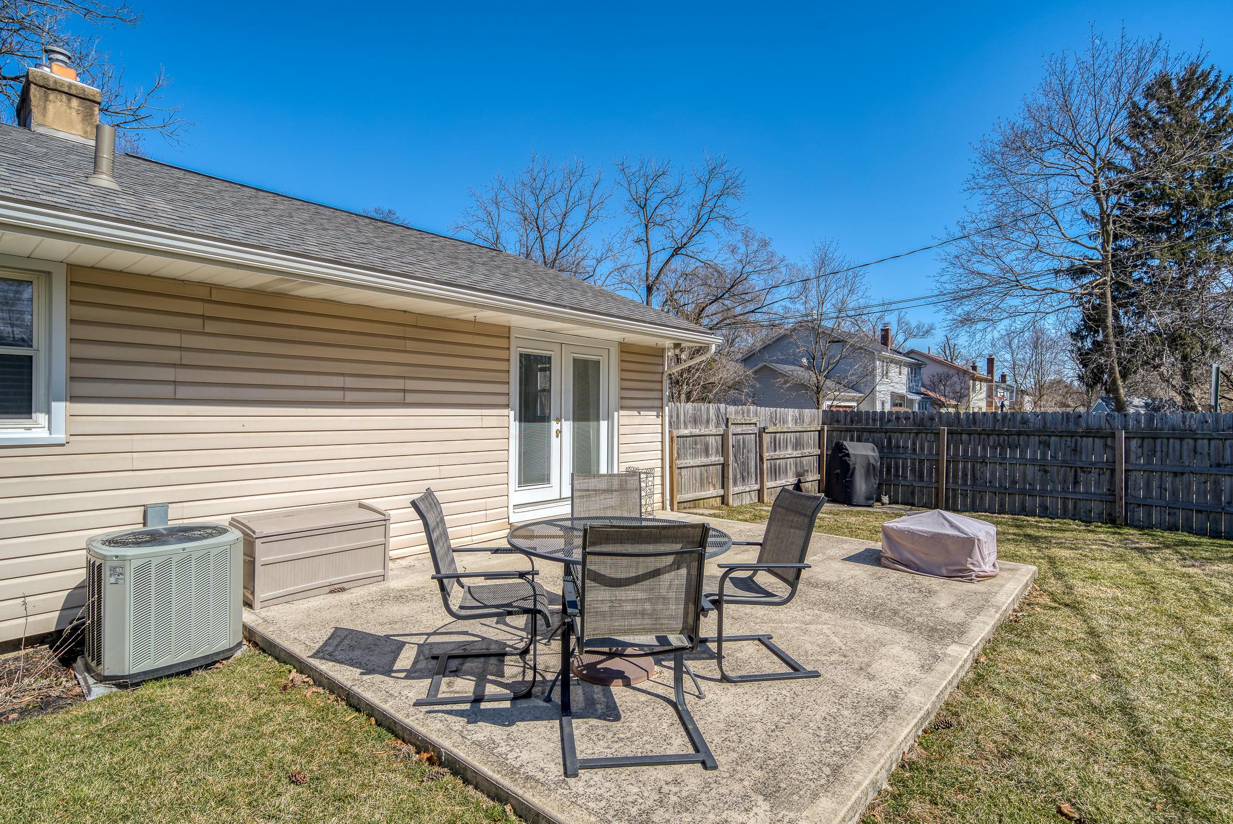3715 Dorchester Road Columbus, OH 43221 - Photo 26 of 31