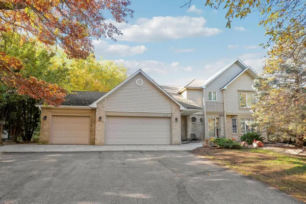 $525,000 | 13485 Dahlia Court, Rosemount, MN 55068