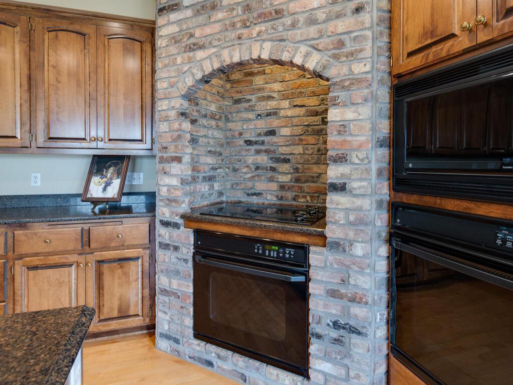 4165 Lakeridge Road Chanhassen, MN 55331 - Photo 16 of 43 Gallery Image 16