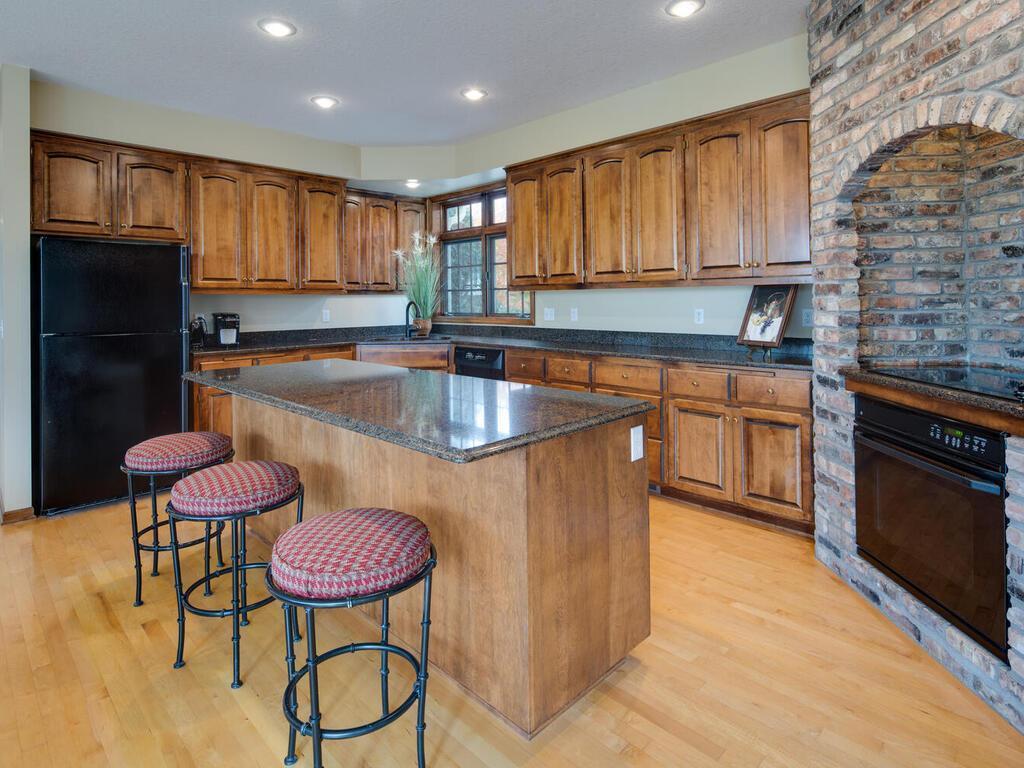 4165 Lakeridge Road Chanhassen, MN 55331 - Photo 17 of 43 Gallery Image 17