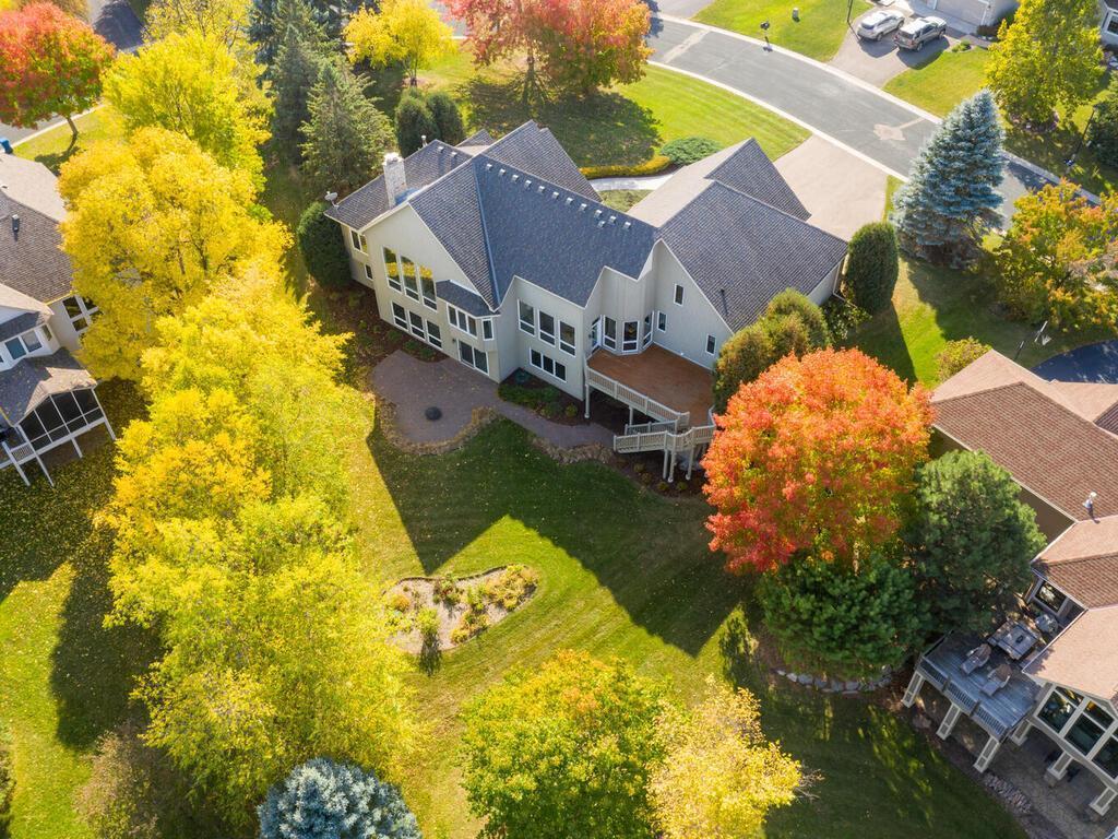 4165 Lakeridge Road Chanhassen, MN 55331 - Photo 3 of 43 Gallery Image 3