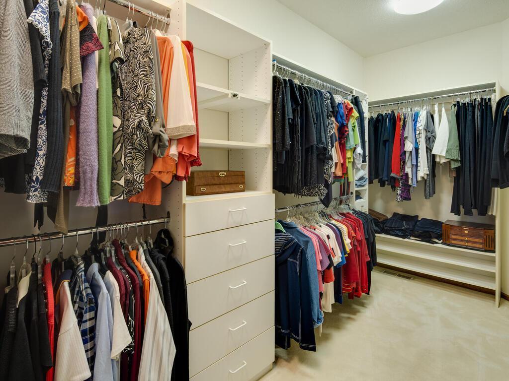 4165 Lakeridge Road Chanhassen, MN 55331 - Photo 30 of 43 Gallery Image 30