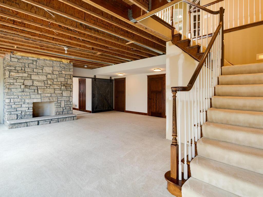 4165 Lakeridge Road Chanhassen, MN 55331 - Photo 31 of 43 Gallery Image 31