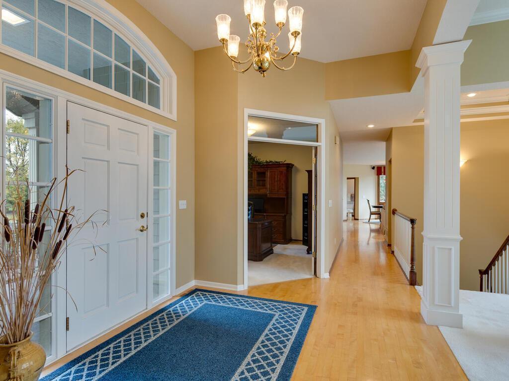 4165 Lakeridge Road Chanhassen, MN 55331 - Photo 6 of 43 Gallery Image 6