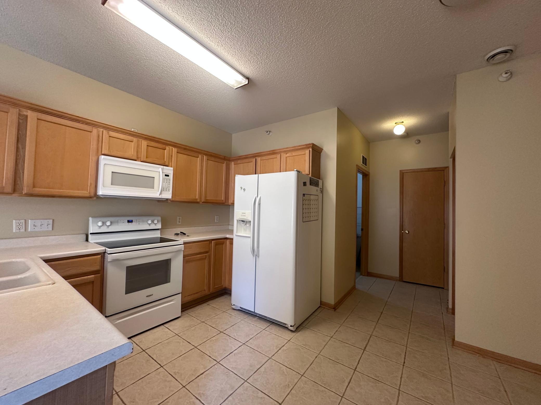 9410 Marshall Road Eden Prairie, MN 55347 - Photo 4 of 23